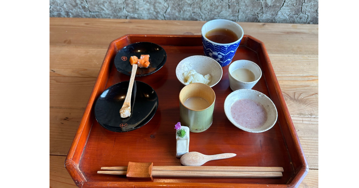 甘酒の飲み比べ